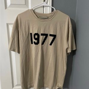 Essentials 1977 shirt